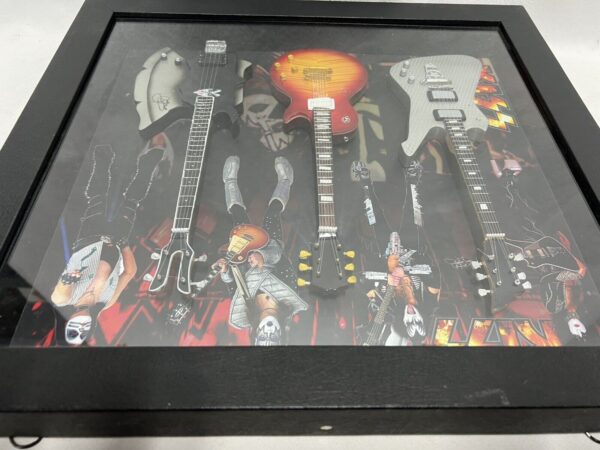 Quadro 3D Set Chitarre Kiss - immagine 5