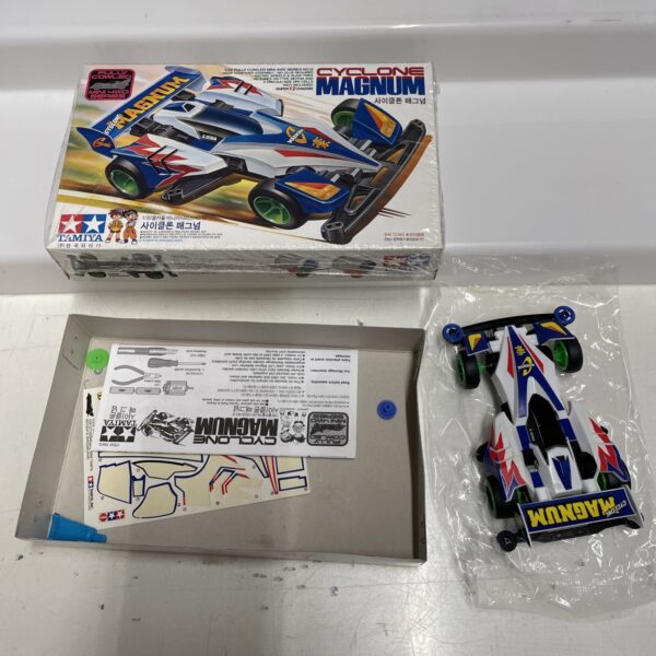 TAMIYA Mini 4wd - CYCLONE MAGNUM - 1/32   Model Kit - immagine 4
