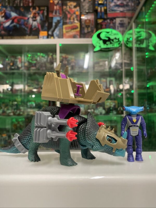 TYCO  Dinoriders Monoclonius with Mako  Dino Riders  1987