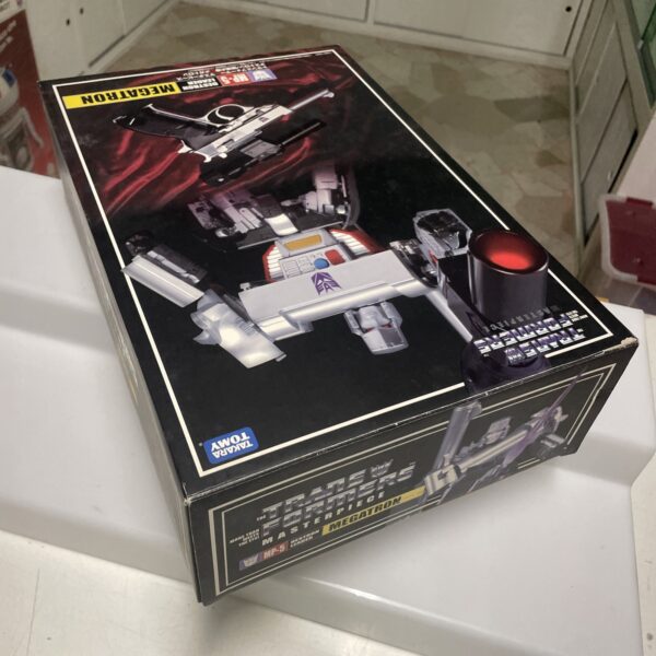 Takara Transformers Masterpiece MP-5 Decepticon Destron Leader Megatron - immagine 4