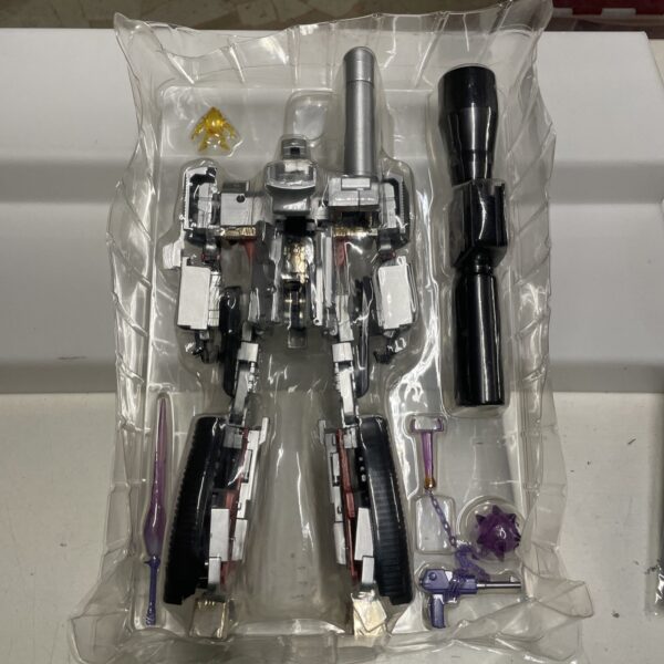 Takara Transformers Masterpiece MP-5 Decepticon Destron Leader Megatron - immagine 10