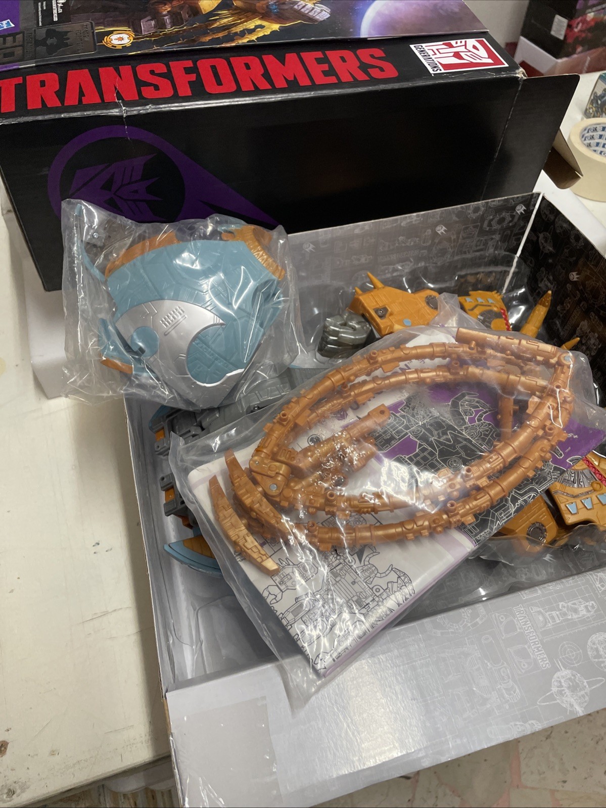 Transformers Generations 2021 Platinum Edition - UNICRON - 30th Anniversary - immagine 6