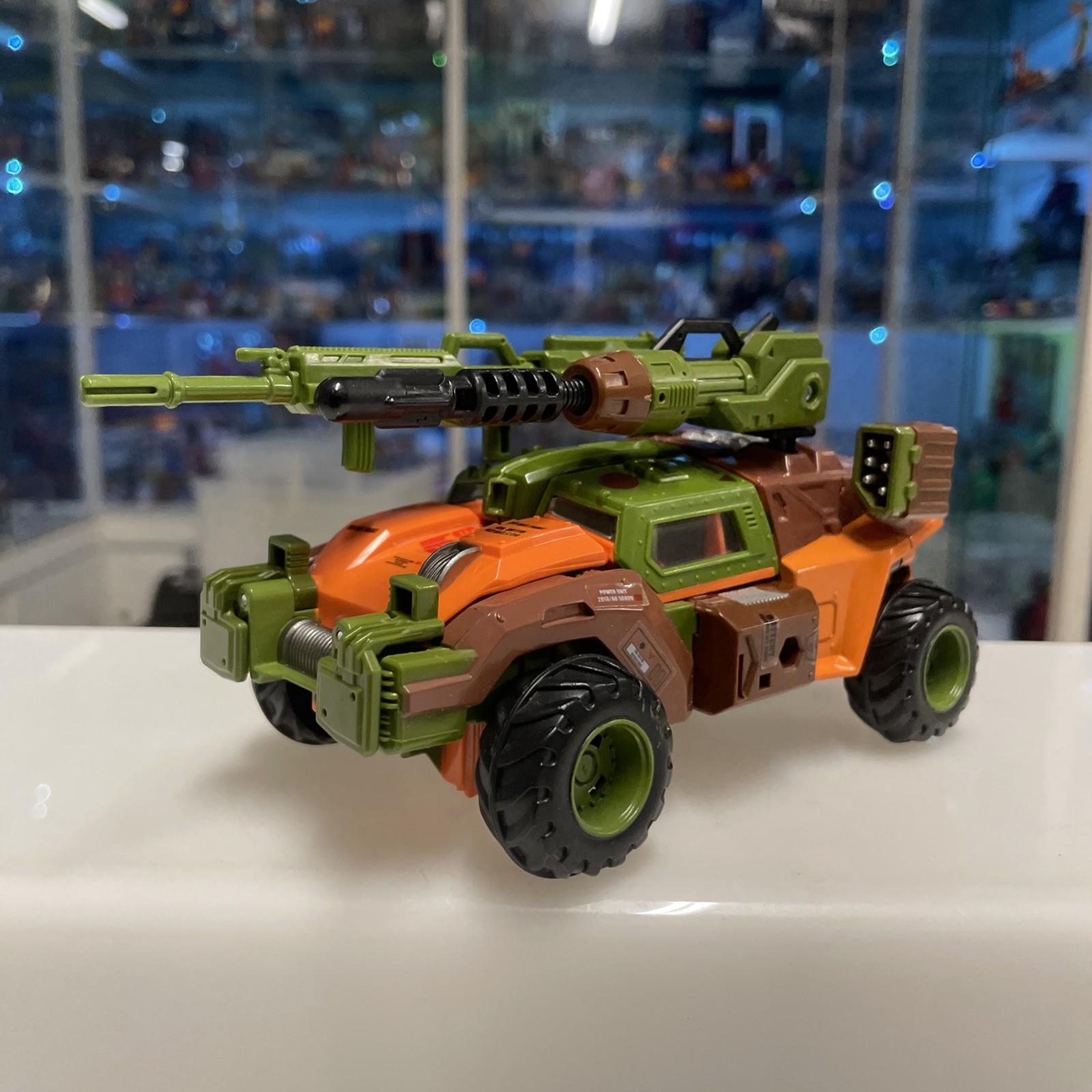 Transformers Generations Modellino 20 cm Voyager Class Wave 7 - Roadbuster