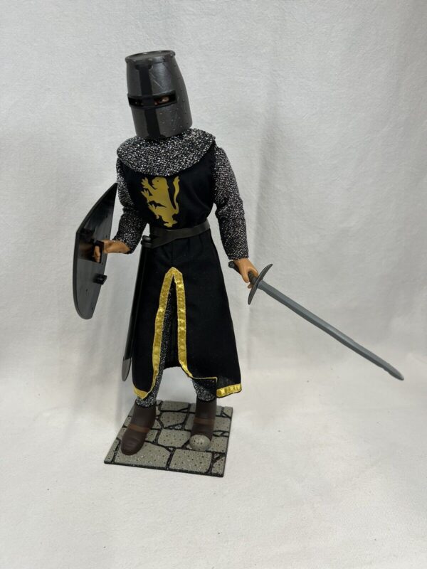 Victory Valor Action Doll Crusade Knight - immagine 8