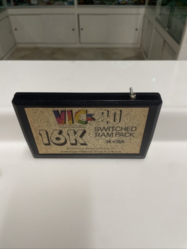 COMMODORE Ram Electronics VIC 20 3k + 16K Cartuccia Ram Pack - immagine 6