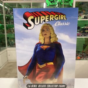 DC Direct - Supergirl Classic 1:6 Doll . Nuova Sealed