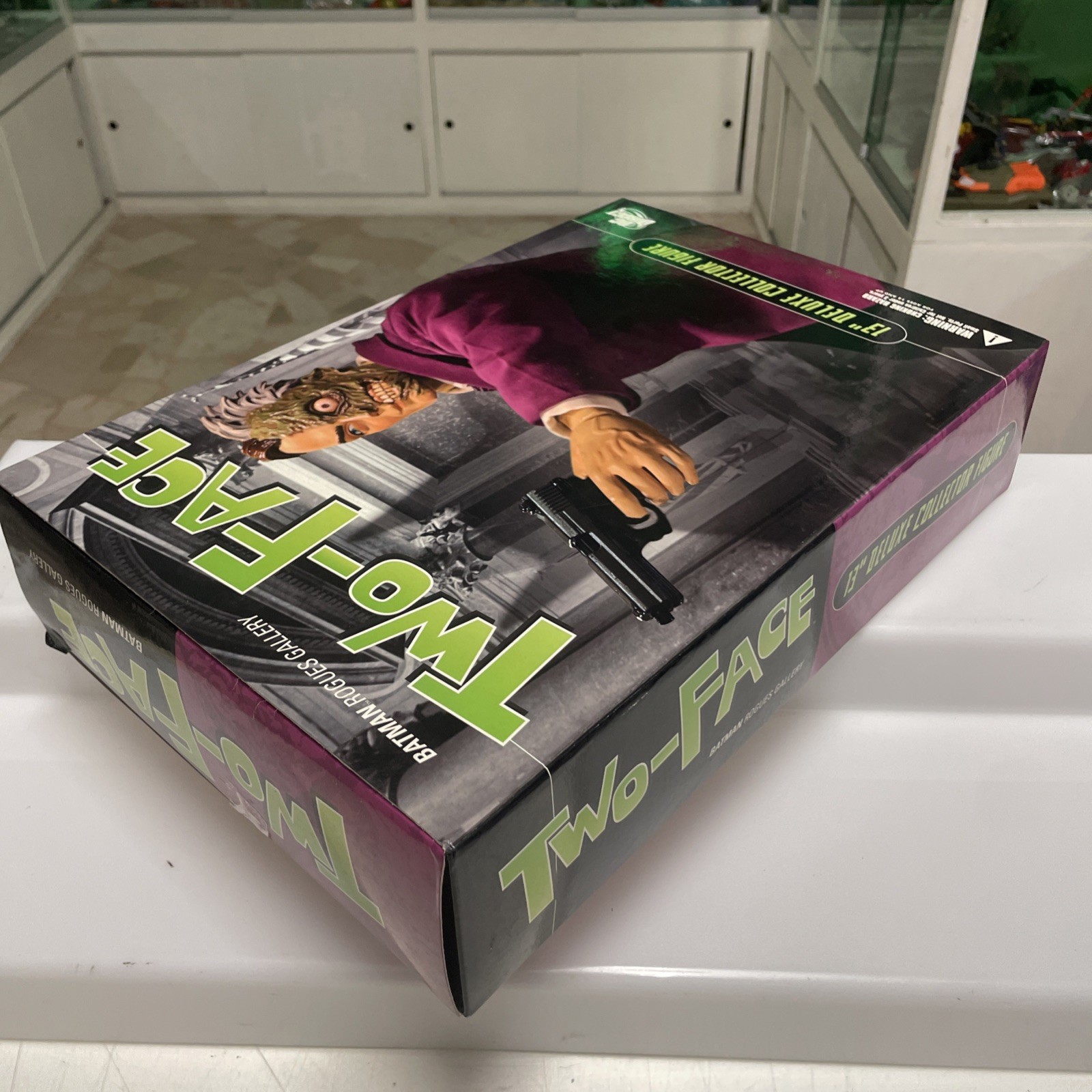 DC Direct - Two-face 1:6 Doll . Nuova Sealed - immagine 8