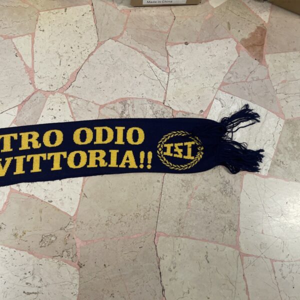 GADGET Sciarpa Hellas Verona - solo il nostro odio porta alla vittoria - - immagine 6