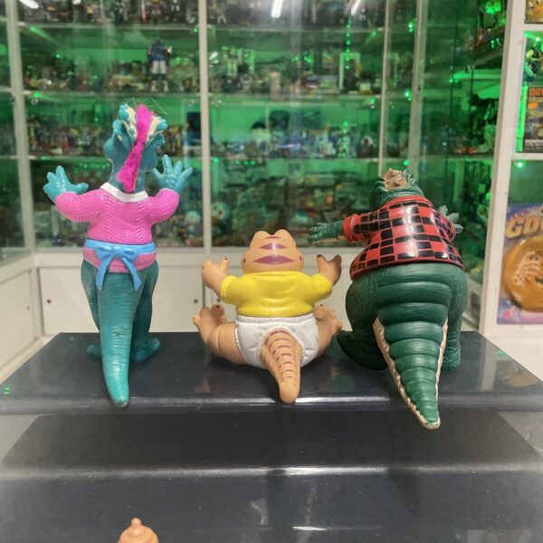 GALOOB Baby Sinclair Family Disney Anni 90 Action Figure Vintage Dinosaur  LOT - immagine 4