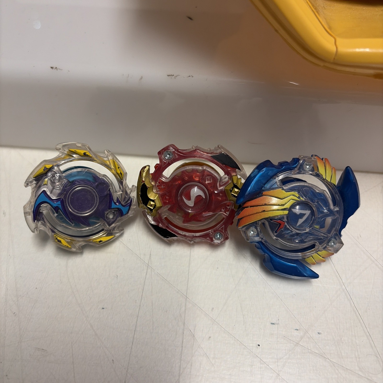 Hasbro BEYBLADE BURST + Metal Fusion - Super Vortex Battle Set LOTTO - immagine 4