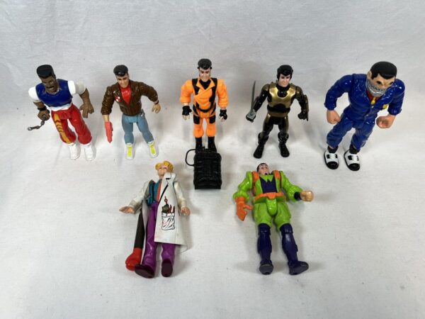 Hasbro Lotto Personaggi James Bond Jr. - immagine 4