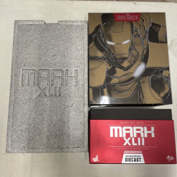 Hot Toys MMS197-D02 - Marvel Iron Man 3 Mark 42 XLII Diecast - 1/6 - immagine 3