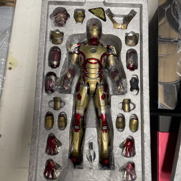 Hot Toys MMS197-D02 - Marvel Iron Man 3 Mark 42 XLII Diecast - 1/6 - immagine 4