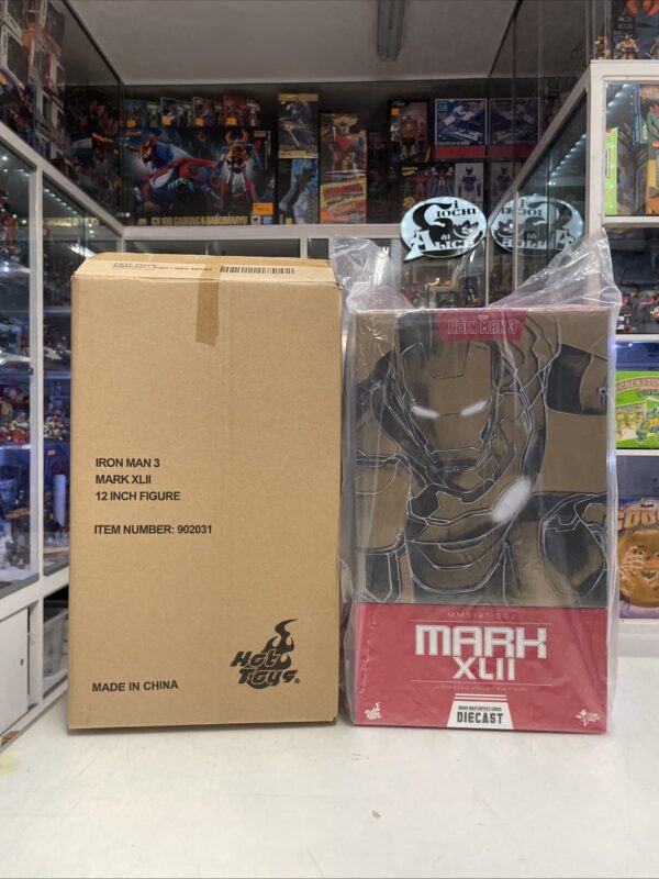 Hot Toys MMS197-D02 - Marvel Iron Man 3 Mark 42 XLII Diecast - 1/6