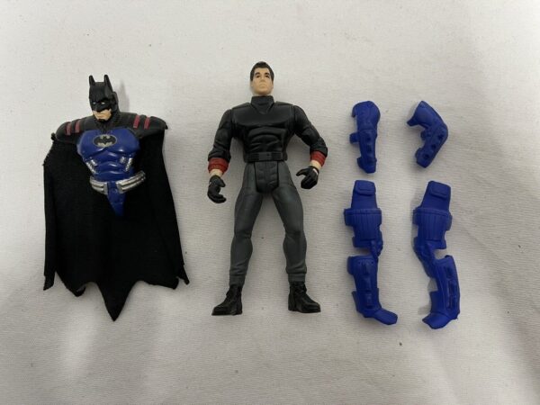 Kenner Batman Forever Bruce Wayne Trasforming With Quick Change Bat Suit - immagine 7