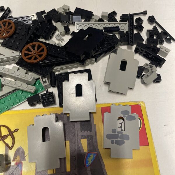 LEGO 6061 assedio 100% Completo con istruzioni (no scatola) - immagine 5
