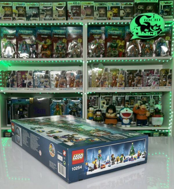 LEGO Creator Expert  set 10254 Winter Village Treno di Natale - immagine 5
