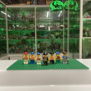 LEGO Minifigure Pirati Pirates 7 Pz Lotto Completi C