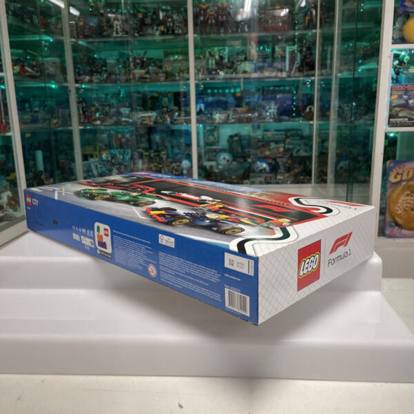 Lego City 60445 - Autotrasportatore F1® con monoposto RB20 e AMR24  - Nuovo - immagine 5