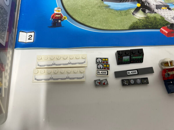 Lego City Set 4209 Aereo Antincendio Pompieri Completo Senza Scatola - immagine 6