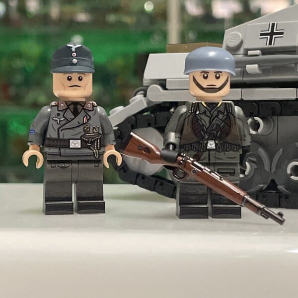 Lego JDBrick - Marder II + German Tanker Pilot  -  Military WWII - immagine 3