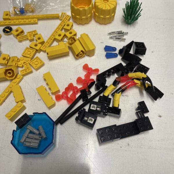 Lego - System Aquanauts -  6145 - Crytstal Crawler - immagine 7