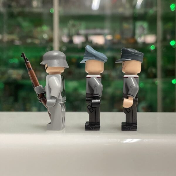 Lego The Minifig CO. Minifigure - Capocarro Tank + Pilots -  Military WWII - immagine 4
