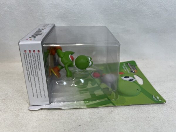 Nintendo Amiibo Super Smash Bros. N.3 Yoshi - immagine 4