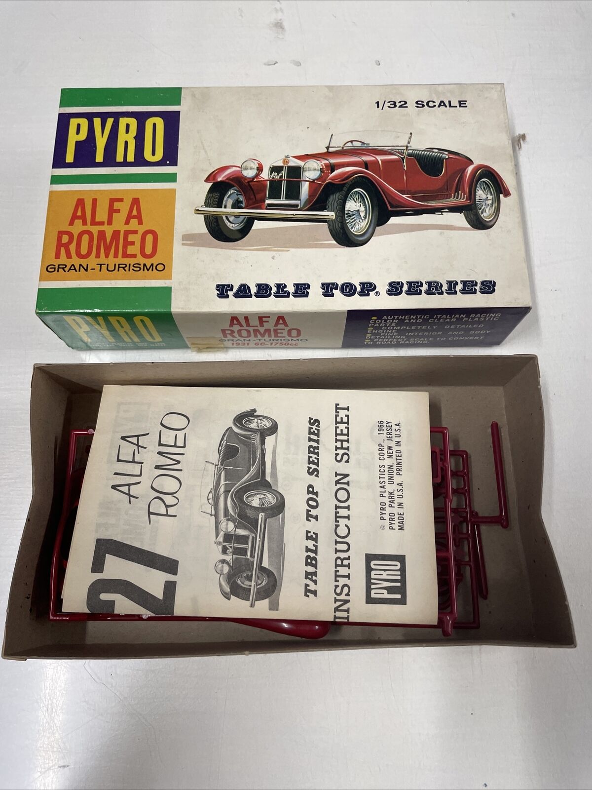 PYRO-Alfa-Romeo-Gran-turismo-Model-Kit-144779082628-4