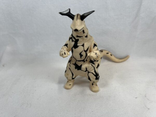 Bandai Vinile Sofubi Ultraman - Eleking 2000 Soft Vinyl - immagine 3