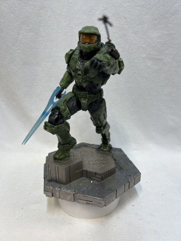 Dark Horse Halo Infinite Master Chief & Grappleshot 26cm Statuetta -... - immagine 4