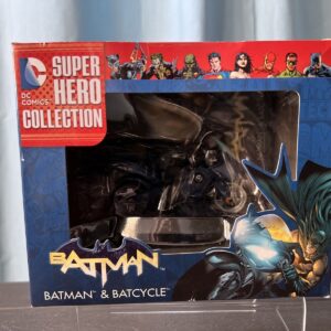 Eagle Moss Collection DC Super Hero Batman & Batcycle