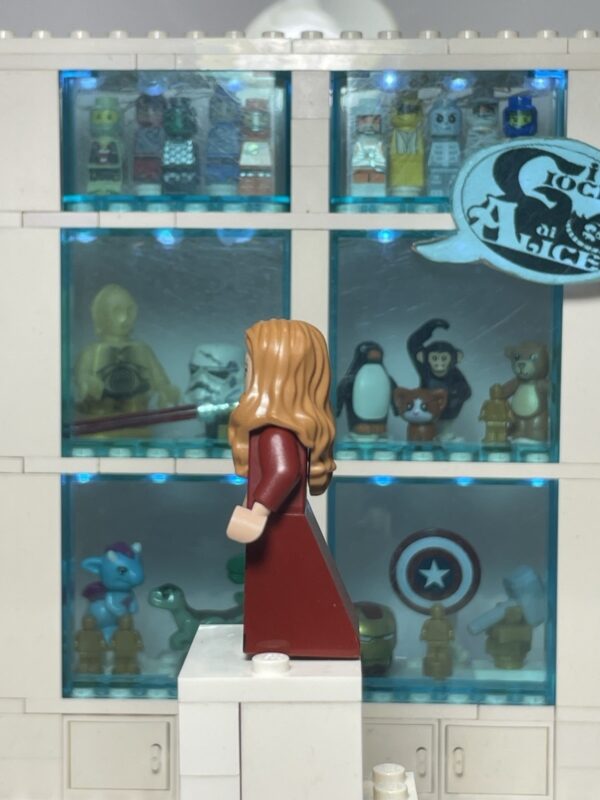 LEGO Minifigure - Elizabeth Swann Turner poc002 - PIRATES OF  minifigures - immagine 5