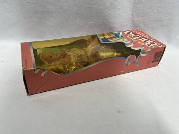 Mattel Barbie - Barbie  Gift Giving NRFB - immagine 5