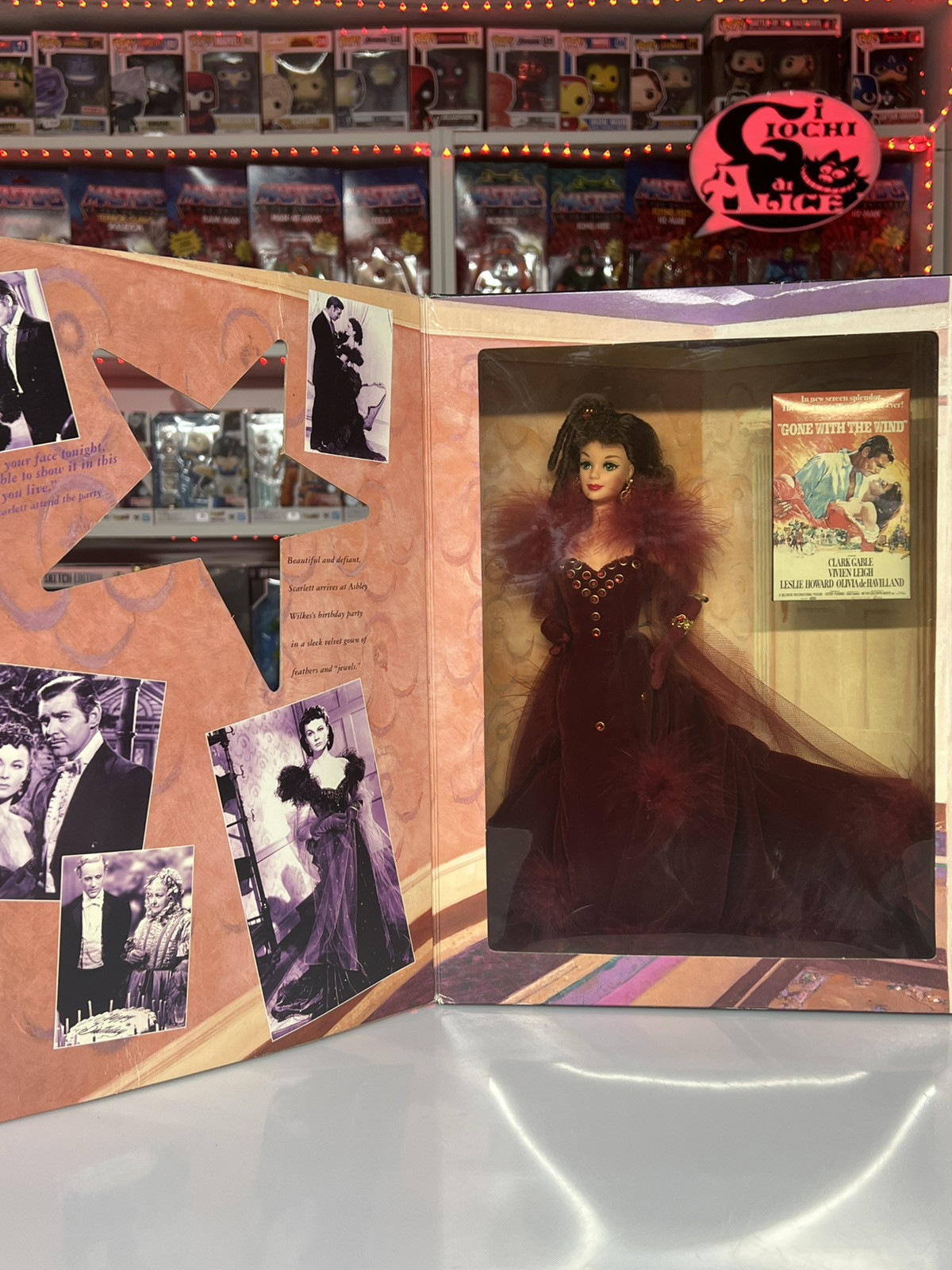 Mattel Barbie Hollywood - Scarlett O'Hara Gone with the wind via col vento - immagine 3