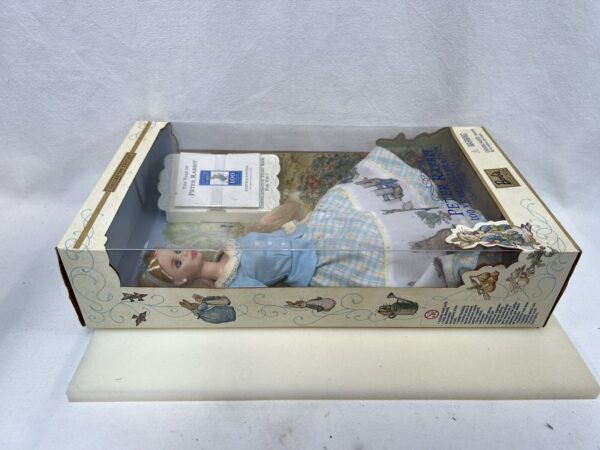 Mattel Barbie The Tale Of Peter Rabbit 100th Anniversary Collector Edition - immagine 12
