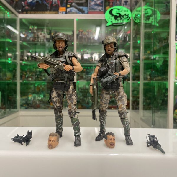 NECA Aliens Private William Hudson & Caporale Dwayne Hicks 2 Figure