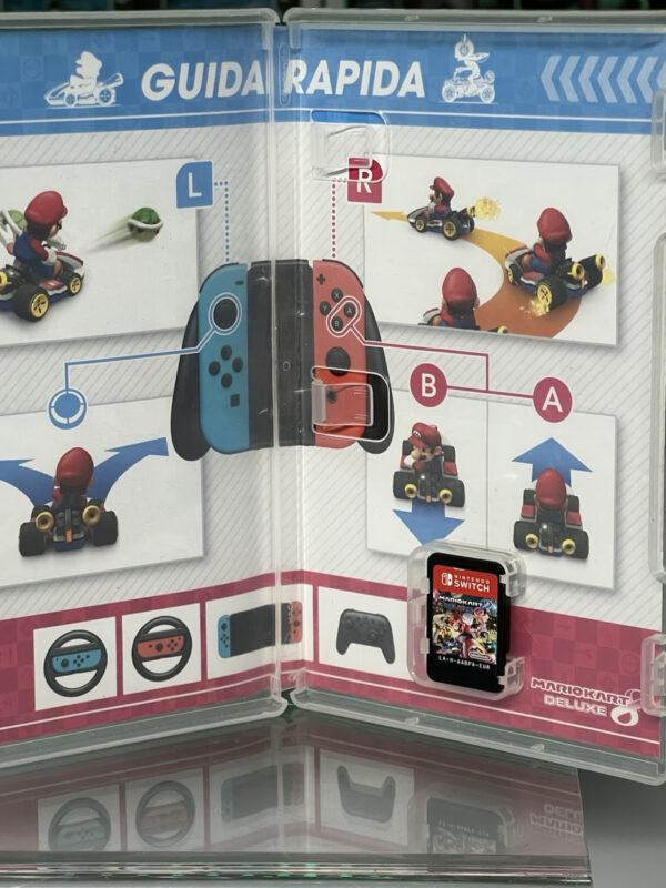 Nintendo Switch Videogioco -  Mario Kart 8 - immagine 5