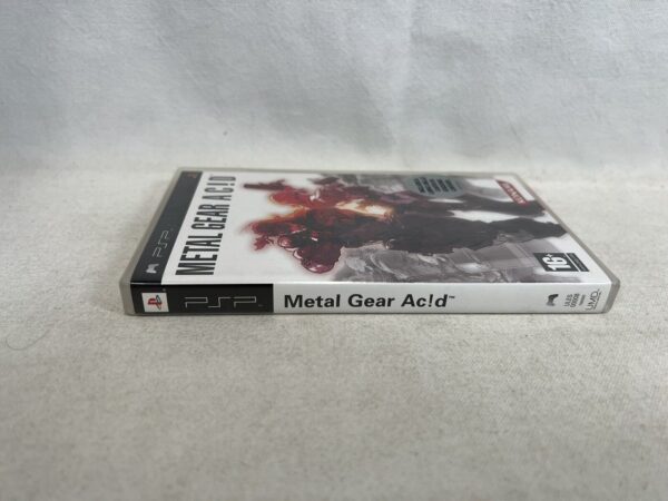 PsP videogioco - Metal Gear AC!D - immagine 4
