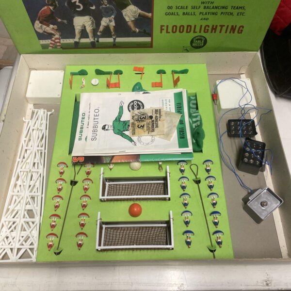 The New Subbuteo Continental ' Floodlighting ' Edition OTTIMO - immagine 5